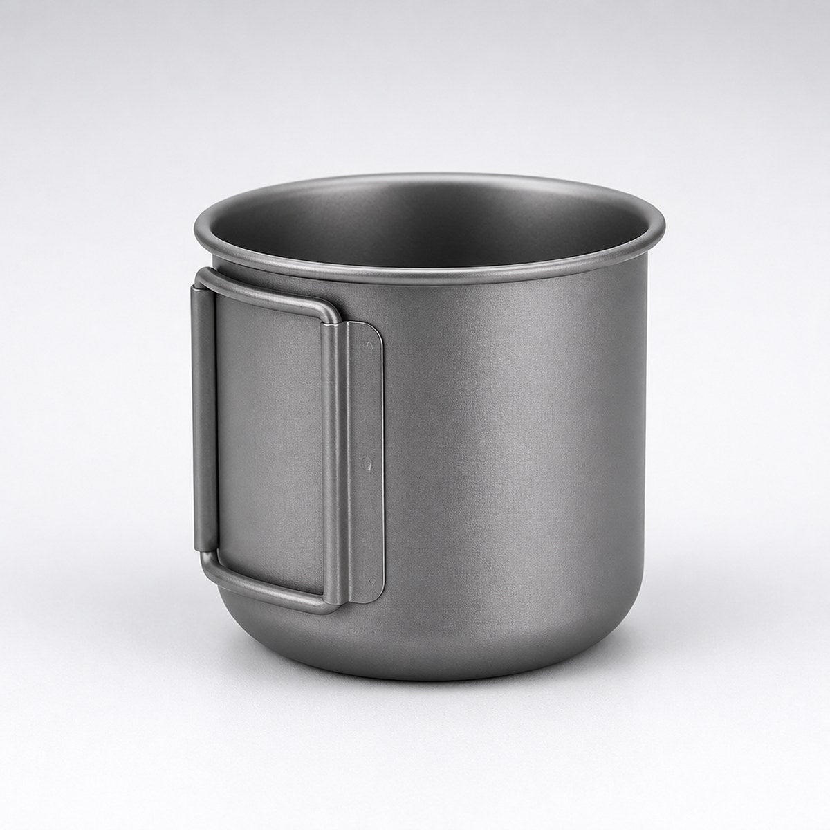 Fold-flat handle detail